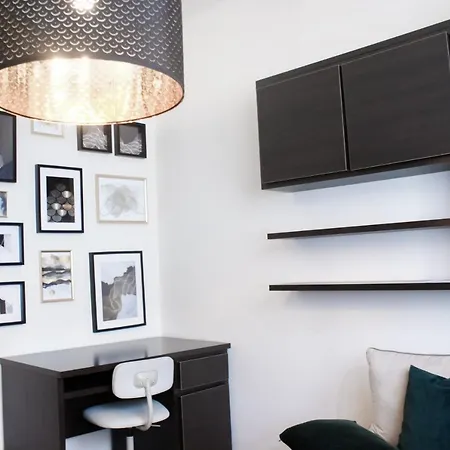 Euro-room