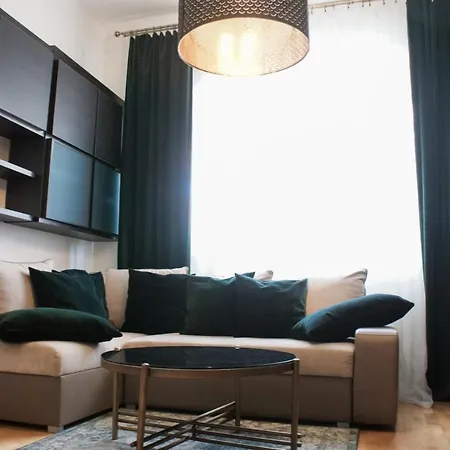 Euro-room Aparthotel